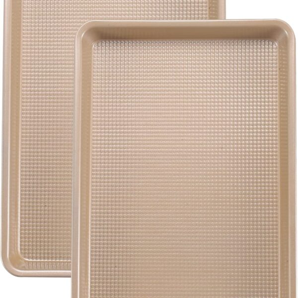 Carbon Steel Cookie Sheet Set with Micro Textured Surface